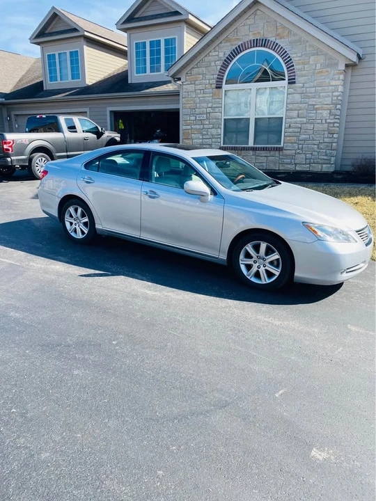 2007 Lexus ES 5th Gen - Image 3 of 10