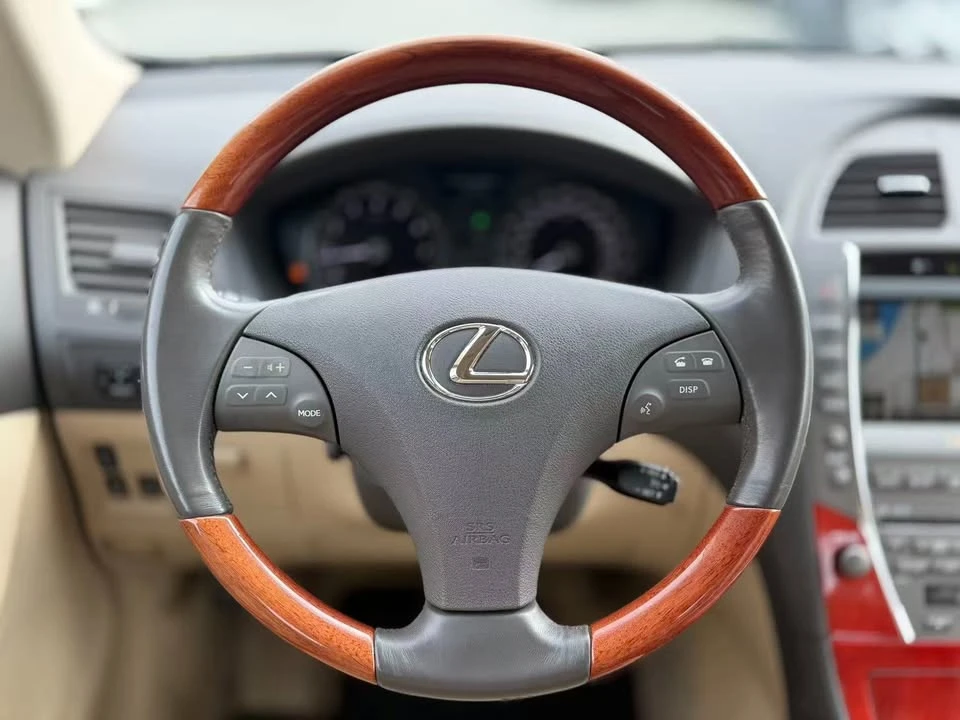 2007 Lexus ES 5th Gen - Image 12 of 20