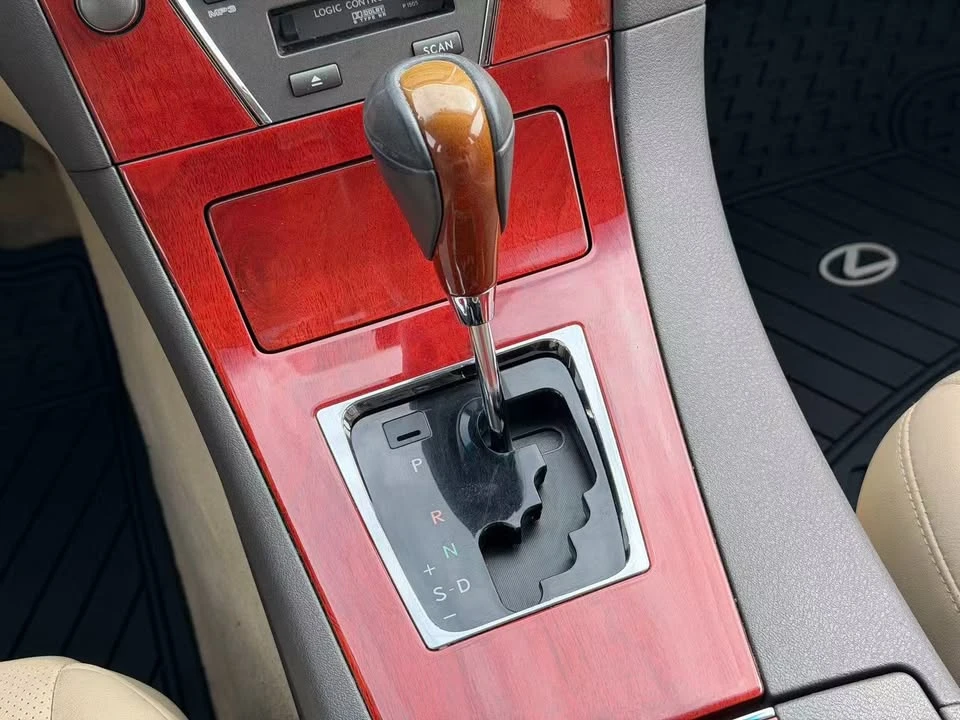2007 Lexus ES 5th Gen - Image 16 of 20