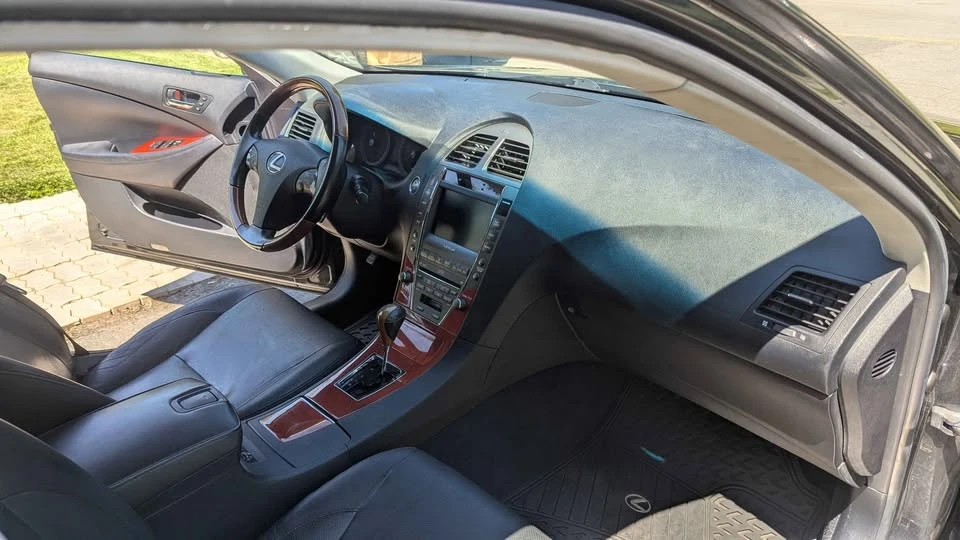 2007 Lexus ES 5th Gen - Image 10 of 19