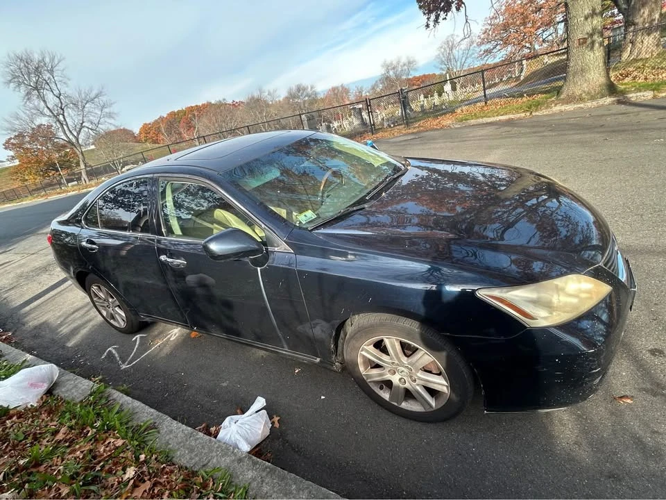 2007 Lexus ES 5th Gen - Image 2 of 3