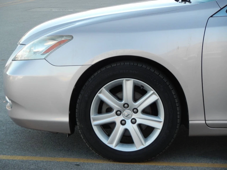 2007 Lexus ES 5th Gen - Image 11 of 21