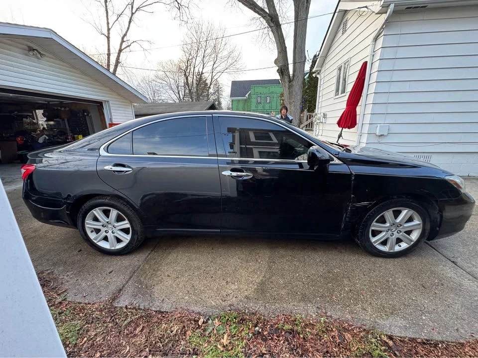 2007 Lexus ES 5th Gen - Image 2 of 9
