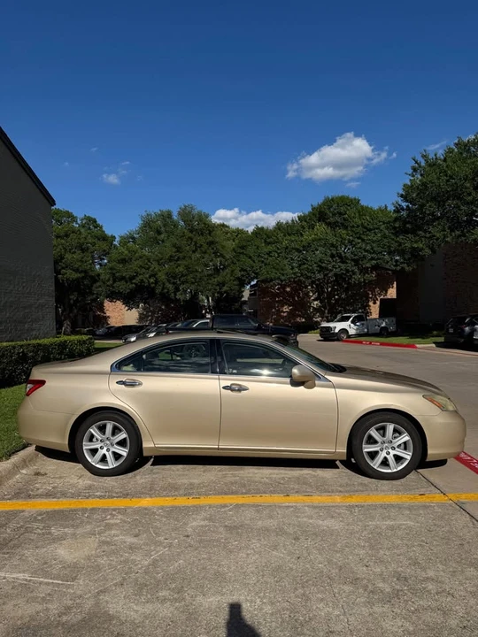 2007 Lexus ES 5th Gen - Image 8 of 10