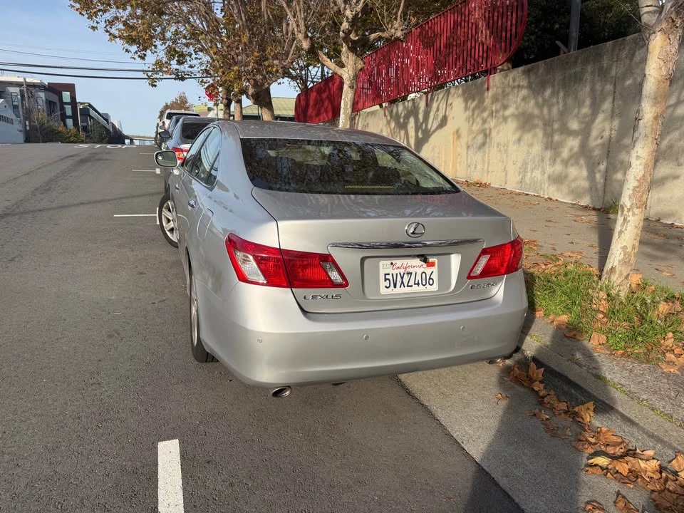 2007 Lexus ES 5th Gen - Image 4 of 5