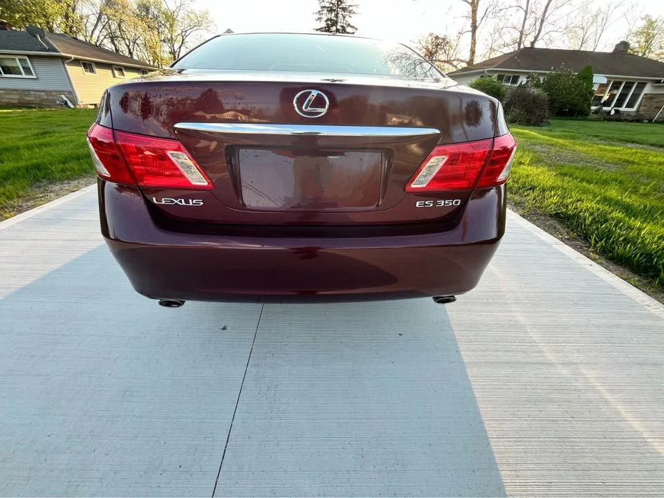2007 Lexus ES 5th Gen - Image 5 of 10