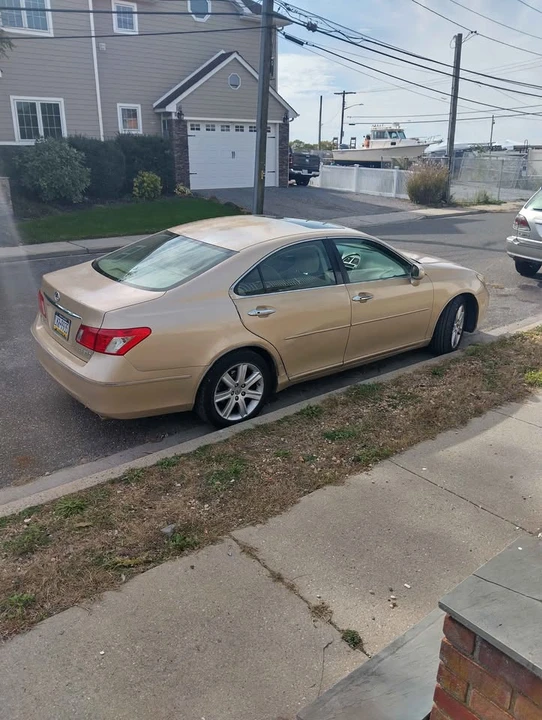2007 Lexus ES 5th Gen - Image 8 of 16