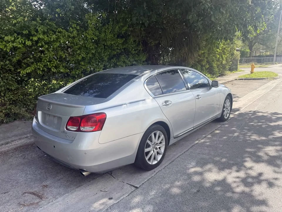 2007 Lexus GS 3rd Gen - Image 3 of 11