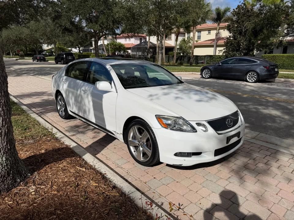2007 Lexus GS 3rd Gen - Image 2 of 10