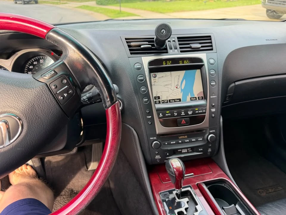 2007 Lexus GS 3rd Gen - Image 9 of 20