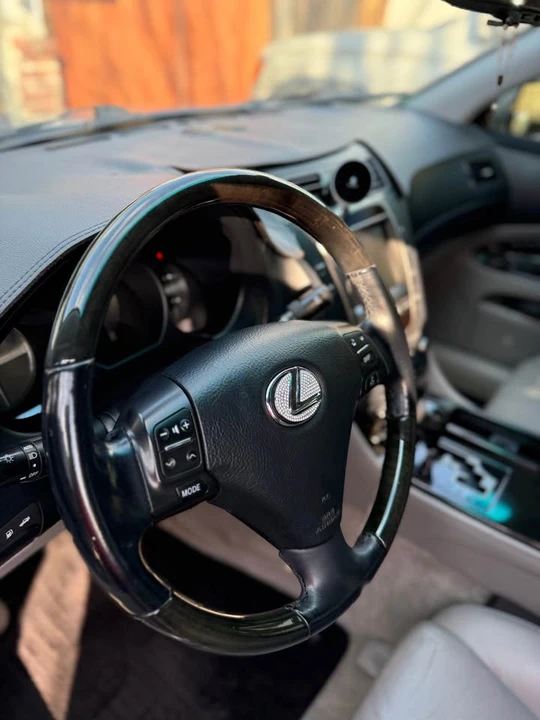 2007 Lexus GS 3rd Gen - Image 8 of 13