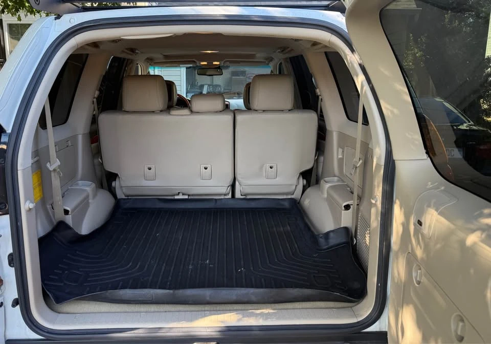 2007 Lexus GX 1st Gen - Image 16 of 17