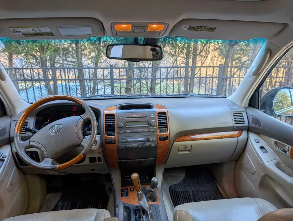 2007 Lexus GX 1st Gen - Image 2 of 9