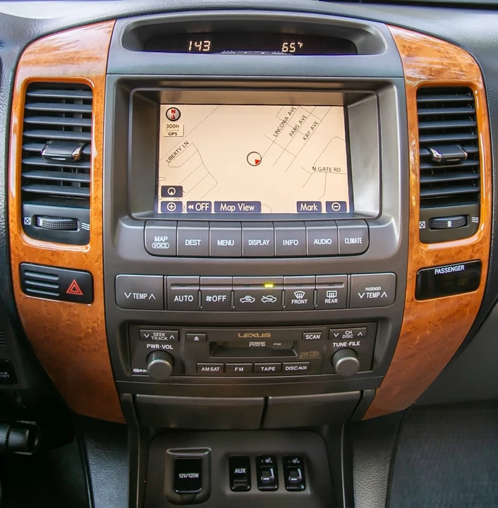 2007 Lexus GX 2nd Gen - Image 17 of 19
