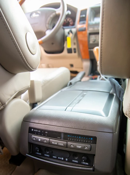 2007 Lexus GX 2nd Gen - Image 15 of 19