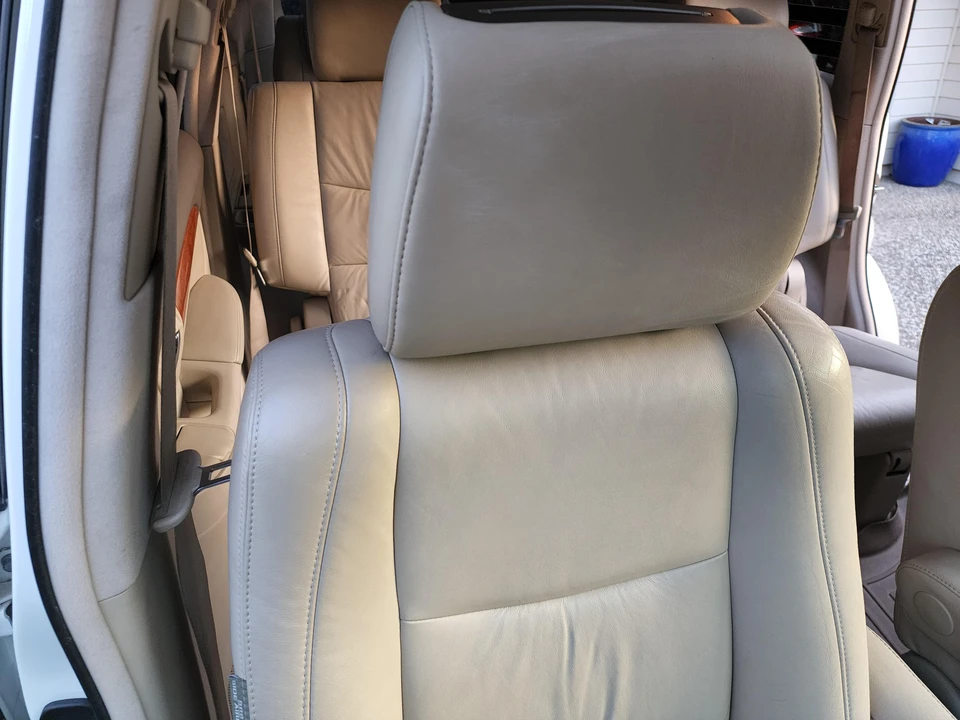 2007 Lexus GX 1st Gen - Image 28 of 31