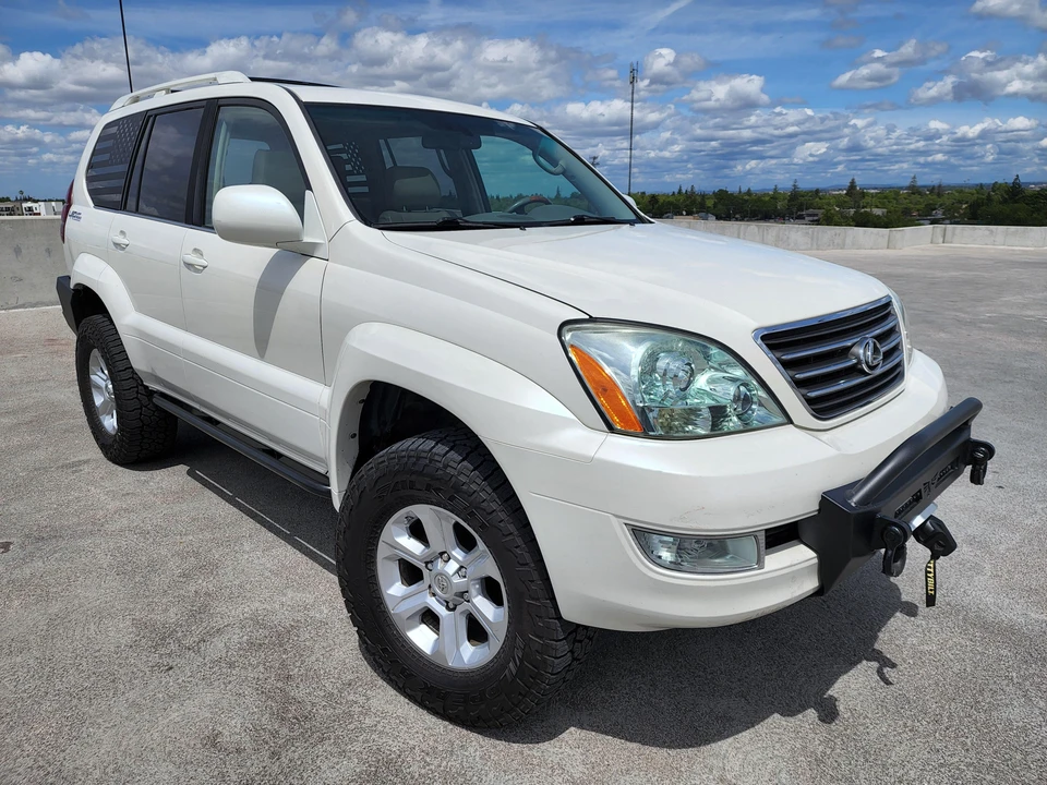2007 Lexus GX 1st Gen - Image 16 of 31