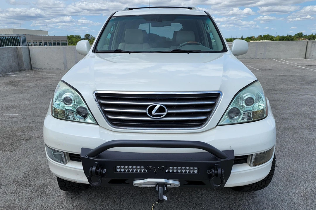 2007 Lexus GX 1st Gen - Image 2 of 31