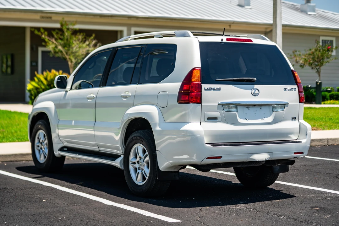 2007 Lexus GX 1st Gen - Image 17 of 31