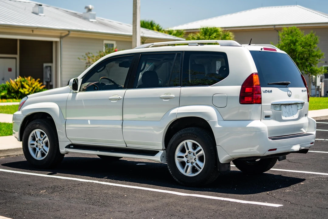 2007 Lexus GX 1st Gen - Image 14 of 31