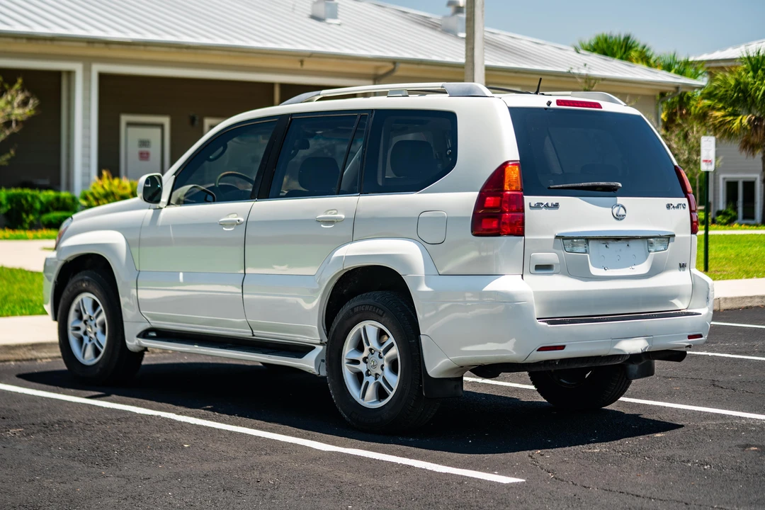 2007 Lexus GX 1st Gen - Image 16 of 31