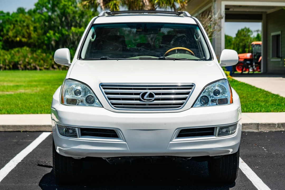 2007 Lexus GX 1st Gen - Image 2 of 31