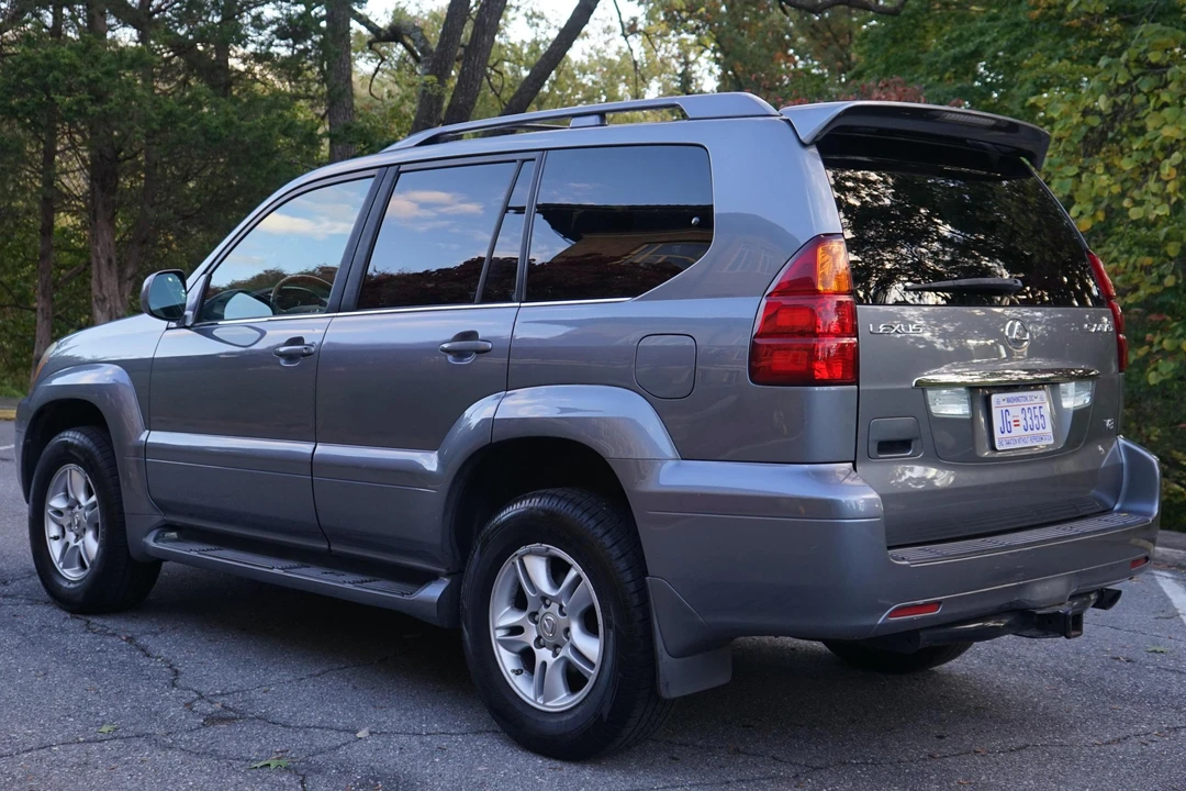 2007 Lexus GX 1st Gen - Image 9 of 31