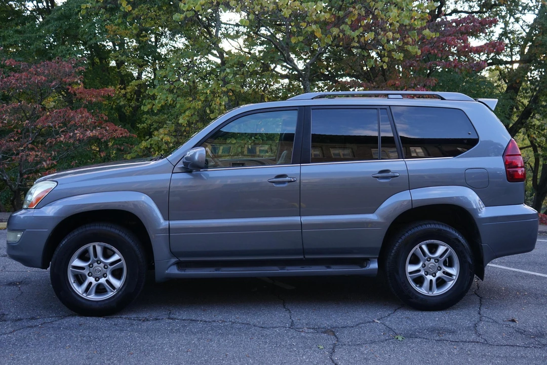 2007 Lexus GX 1st Gen - Image 8 of 31