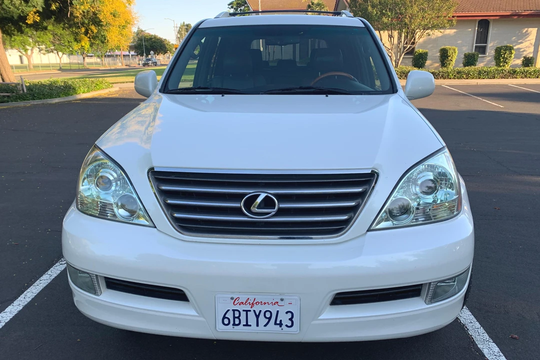2007 Lexus GX 1st Gen - Image 2 of 31