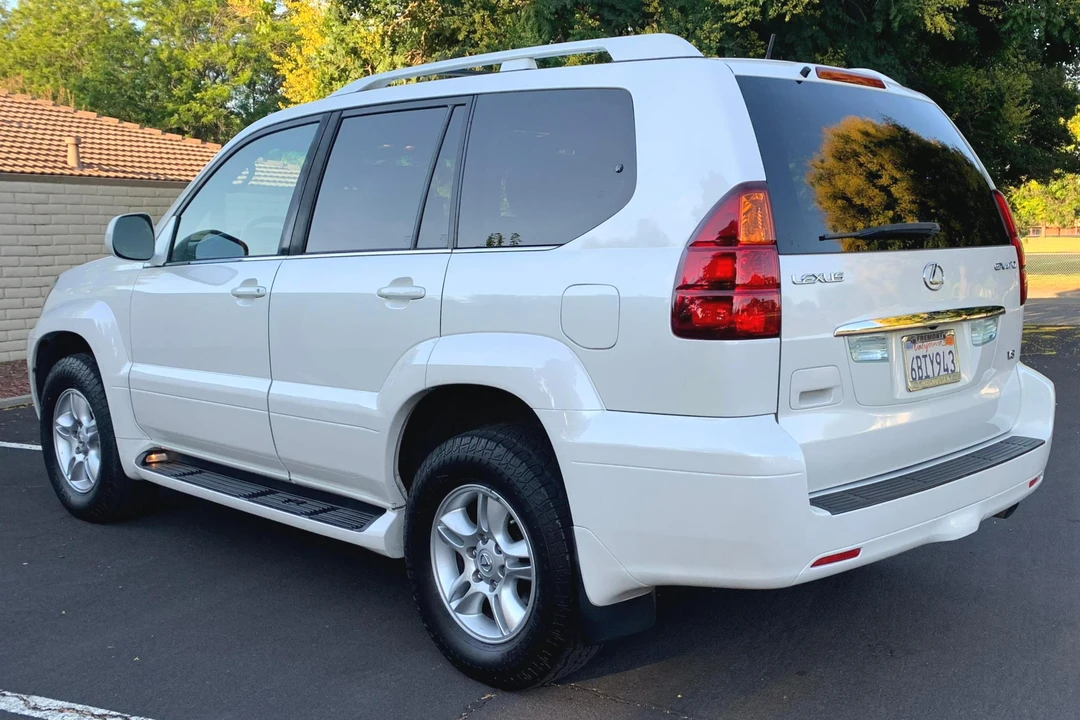 2007 Lexus GX 1st Gen - Image 4 of 31