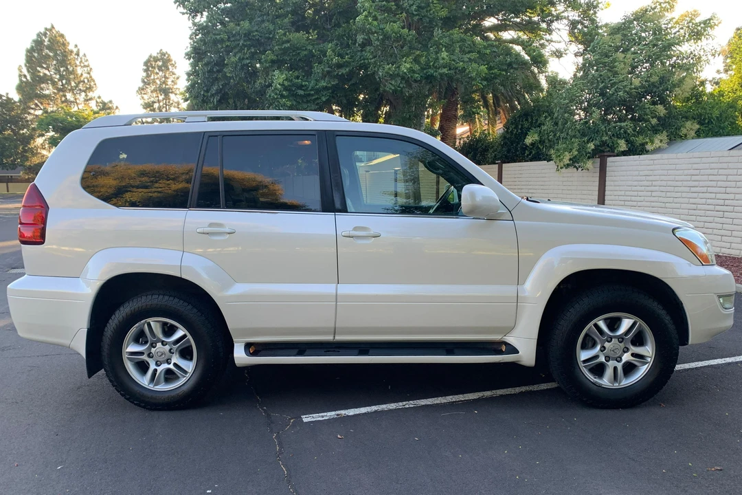 2007 Lexus GX 1st Gen - Image 3 of 31