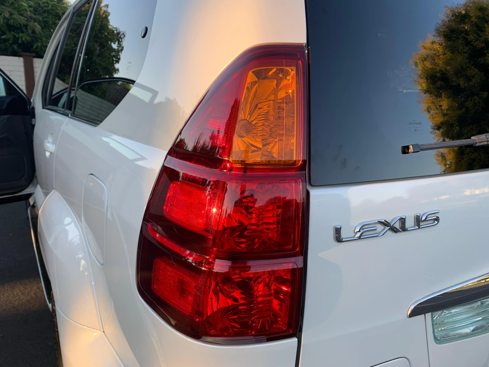 2007 Lexus GX 1st Gen - Image 15 of 31
