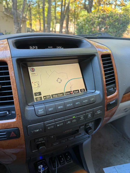 2007 Lexus GX 1st Gen - Image 15 of 20