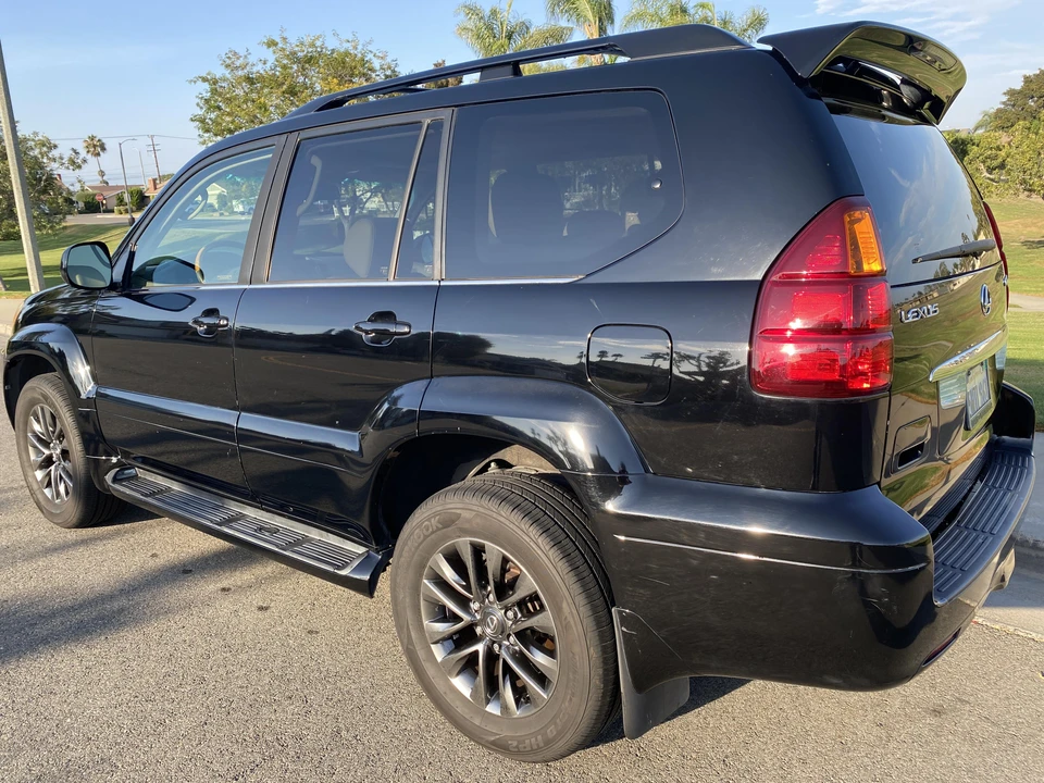 2007 Lexus GX 1st Gen - Image 9 of 31