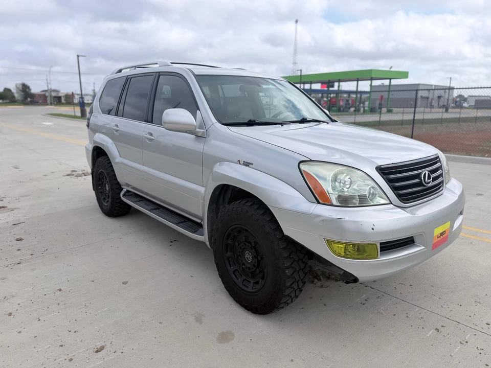 2007 Lexus GX 1st Gen - Image 15 of 31