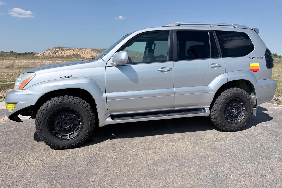 2007 Lexus GX 1st Gen - Image 3 of 31