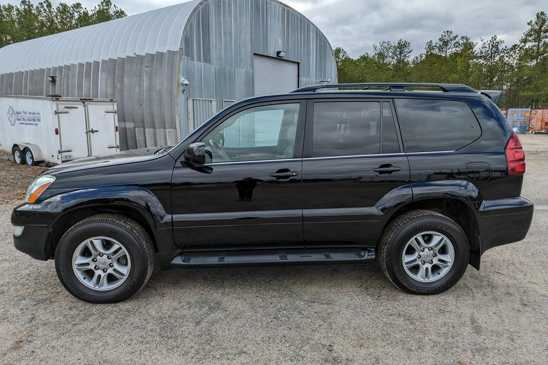 2007 Lexus GX 1st Gen - Image 3 of 31