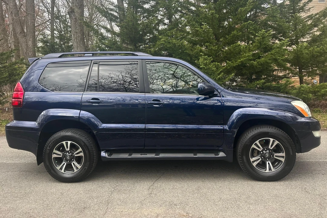 2007 Lexus GX 1st Gen - Image 3 of 31