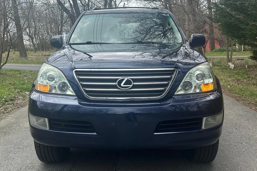 2007 Lexus GX 1st Gen - Image 2 of 31