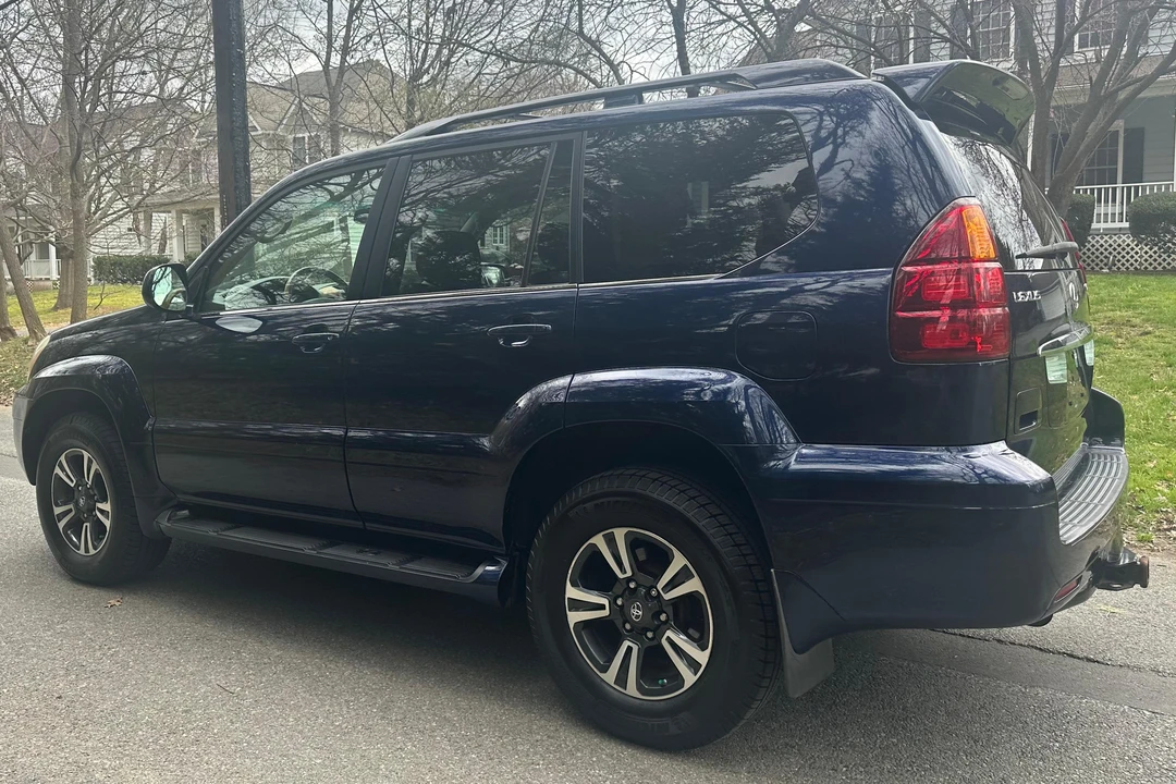2007 Lexus GX 1st Gen - Image 4 of 31