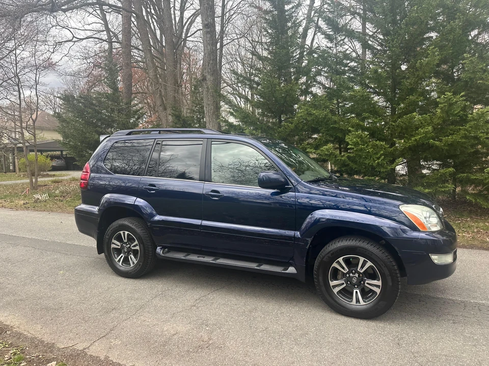 2007 Lexus GX 1st Gen - Image 24 of 31