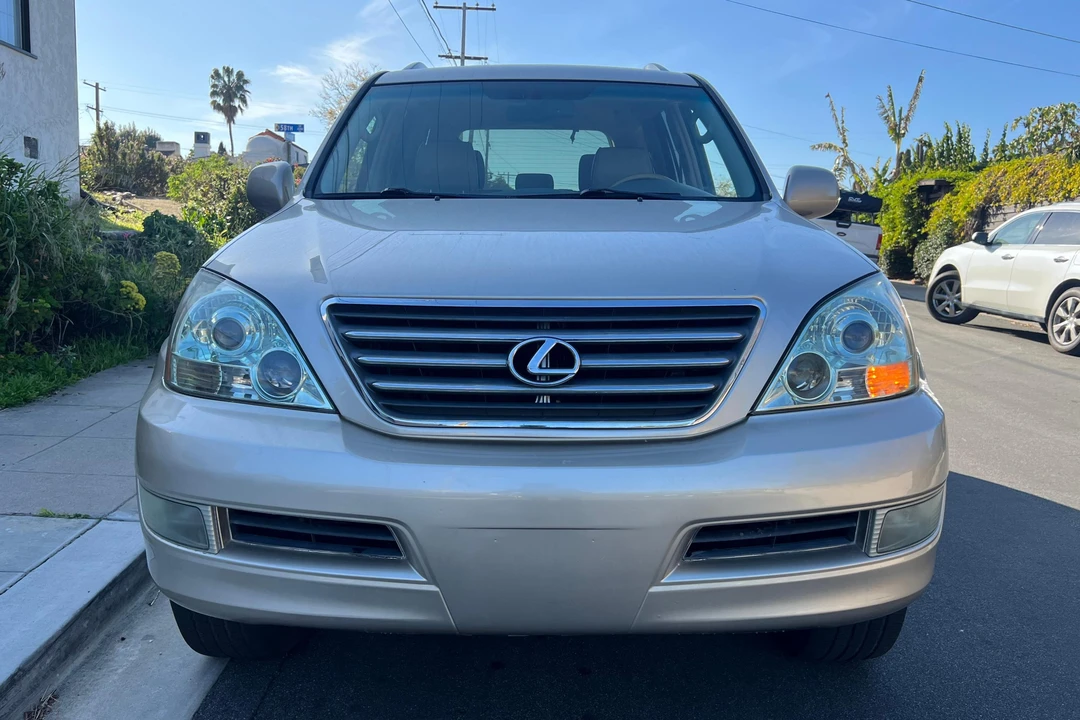 2007 Lexus GX 1st Gen - Image 2 of 31