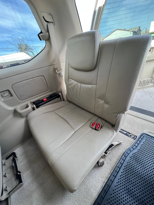 2007 Lexus GX 1st Gen - Image 27 of 31