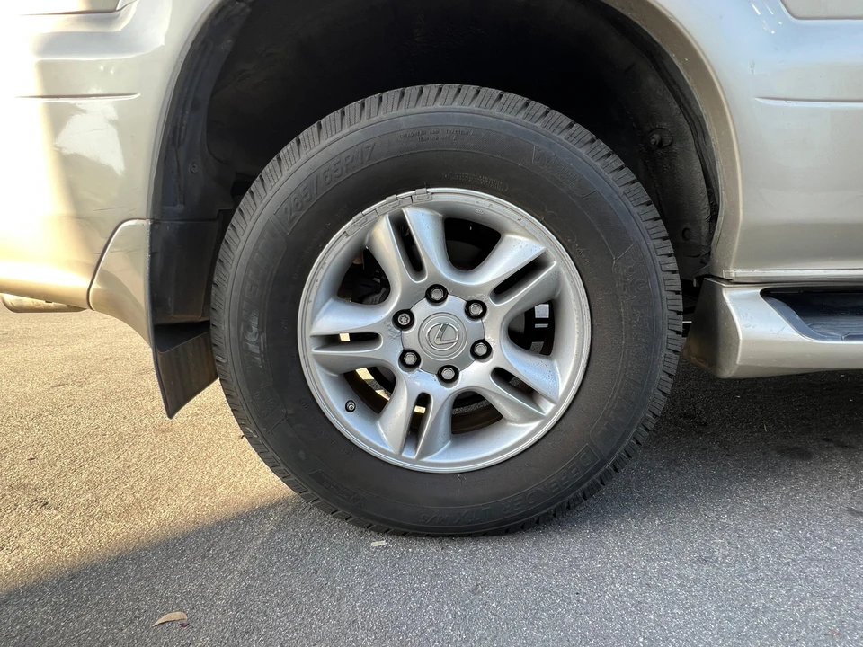 2007 Lexus GX 1st Gen - Image 14 of 31