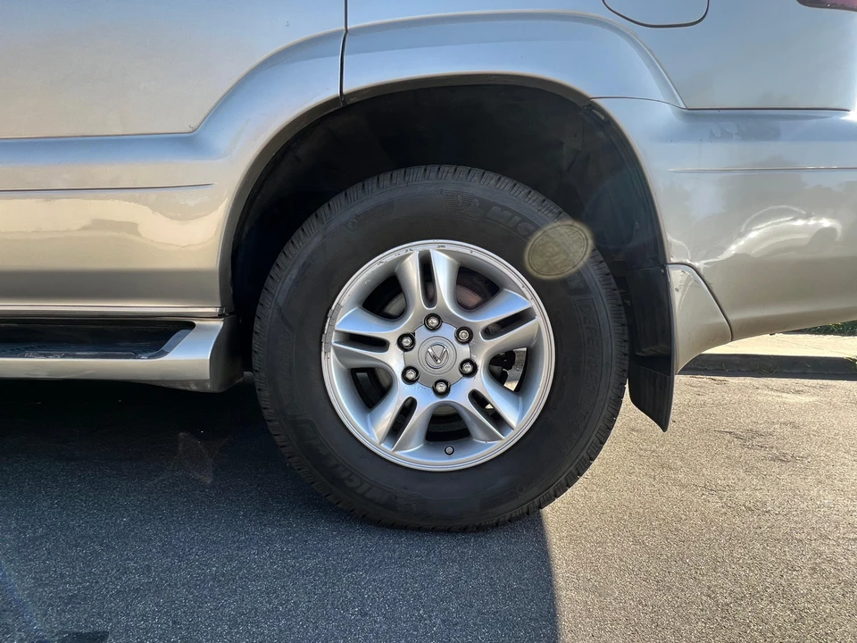 2007 Lexus GX 1st Gen - Image 13 of 31