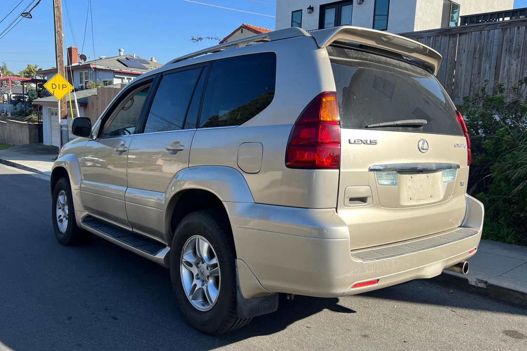 2007 Lexus GX 1st Gen - Image 4 of 31