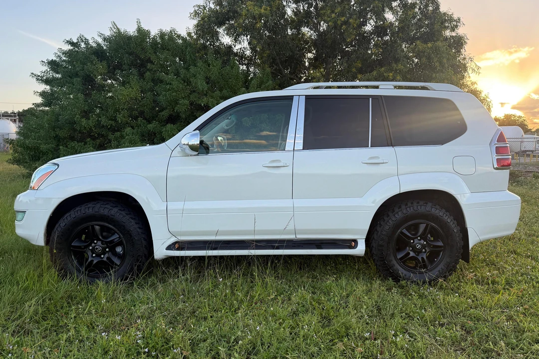 2007 Lexus GX 1st Gen - Image 3 of 31