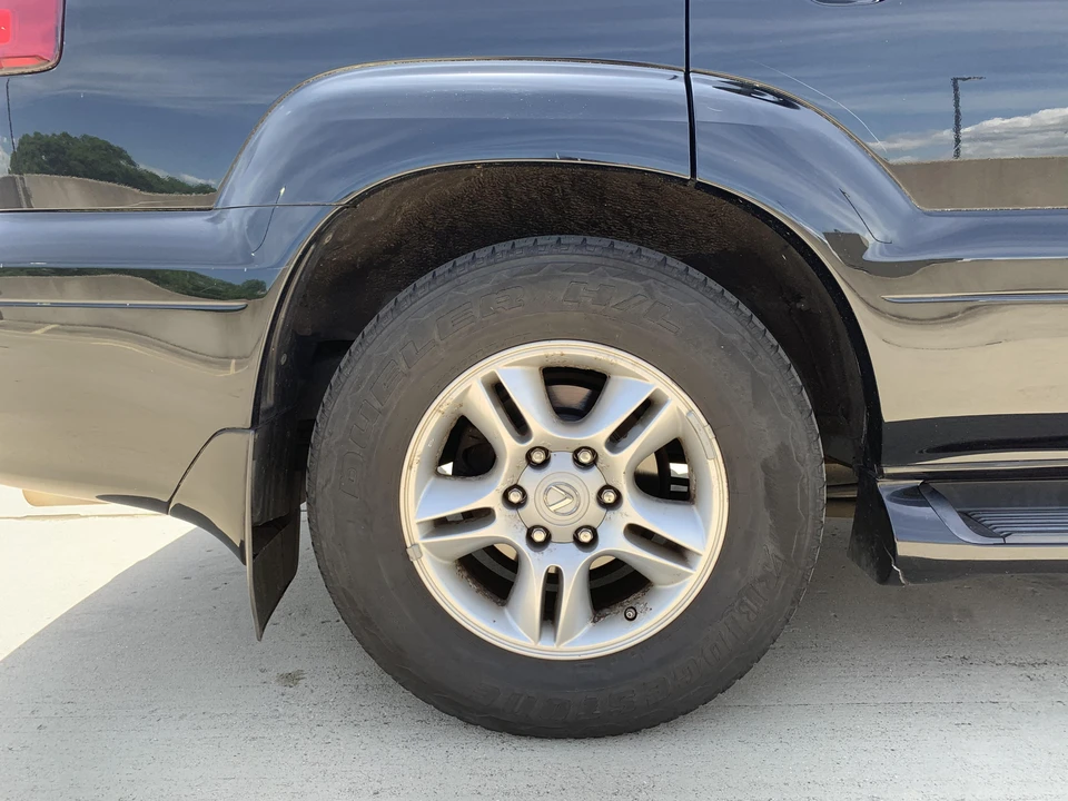 2007 Lexus GX 1st Gen - Image 12 of 31