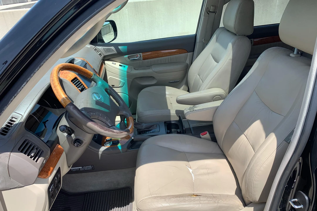 2007 Lexus GX 1st Gen - Image 15 of 31