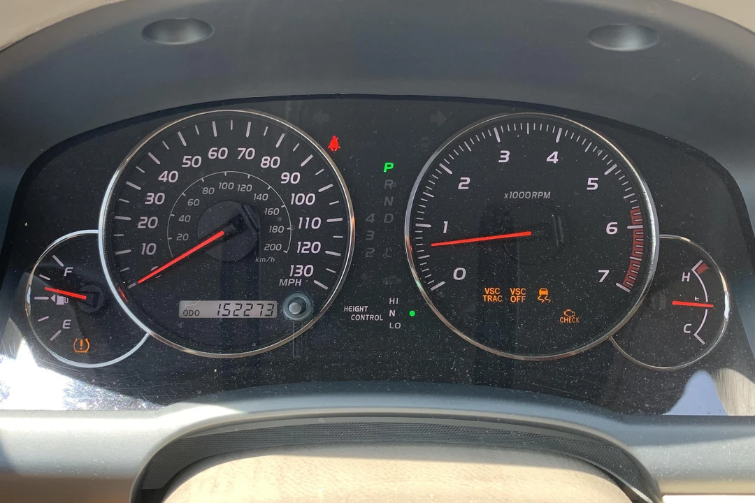2007 Lexus GX 1st Gen - Image 17 of 31